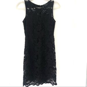 BLACK LACE BODYCON DRESS • LARGE